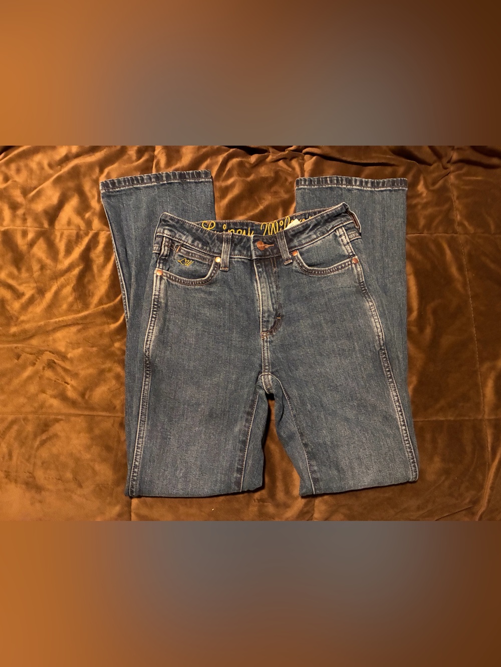 Wrangler Lainey Wilson  Straight Leg Blue Denim Jeans, size 25 x 30, comfortable